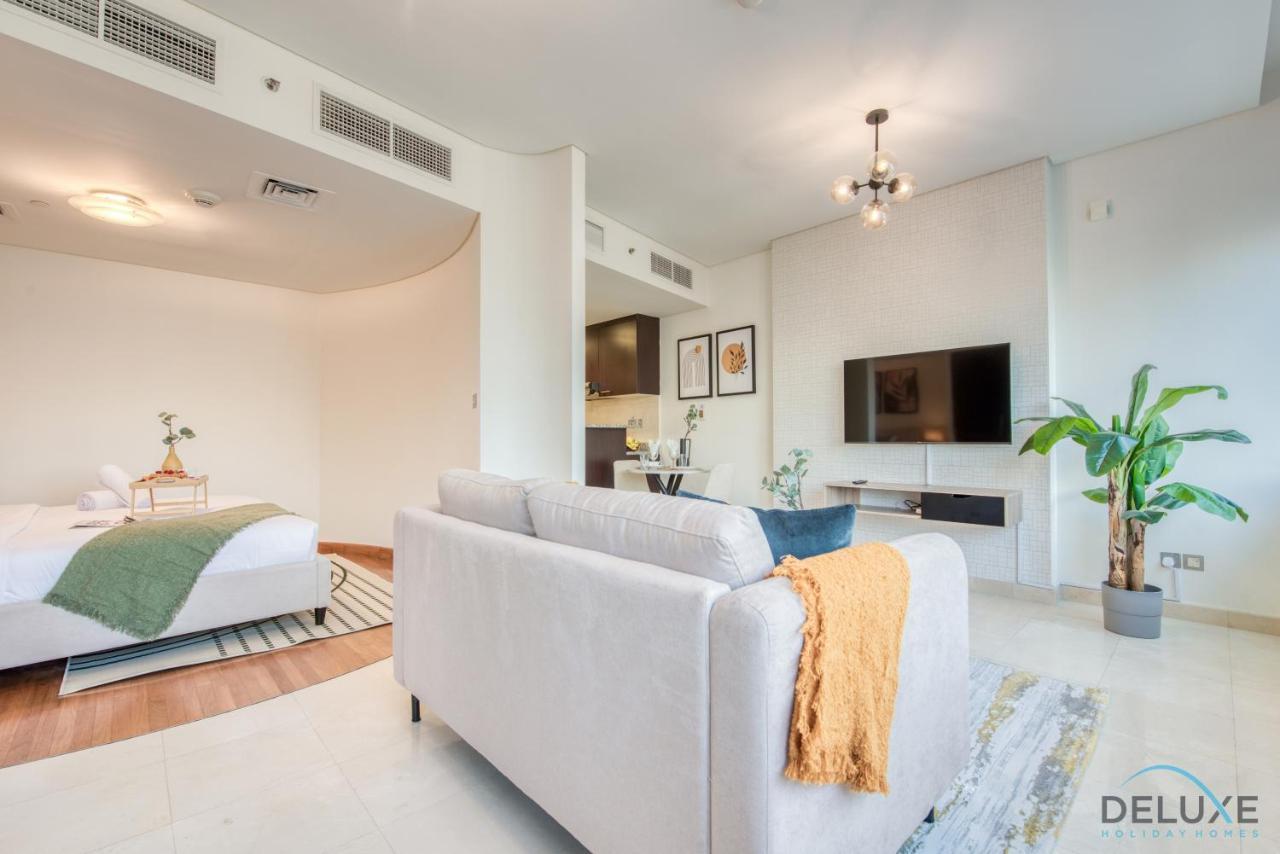 Unbeatable Rate Stylish 1Br With Balcony Near Metro By Deluxe Holiday Homes Dubai Exterior photo