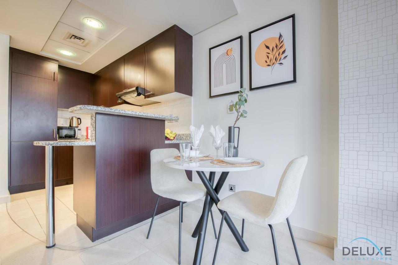 Unbeatable Rate Stylish 1Br With Balcony Near Metro By Deluxe Holiday Homes Dubai Exterior photo