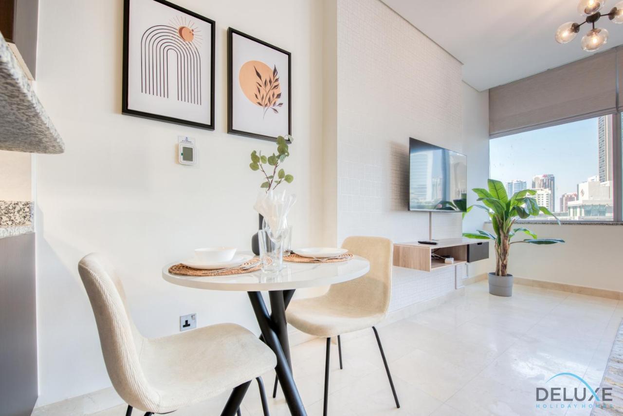 Unbeatable Rate Stylish 1Br With Balcony Near Metro By Deluxe Holiday Homes Dubai Exterior photo